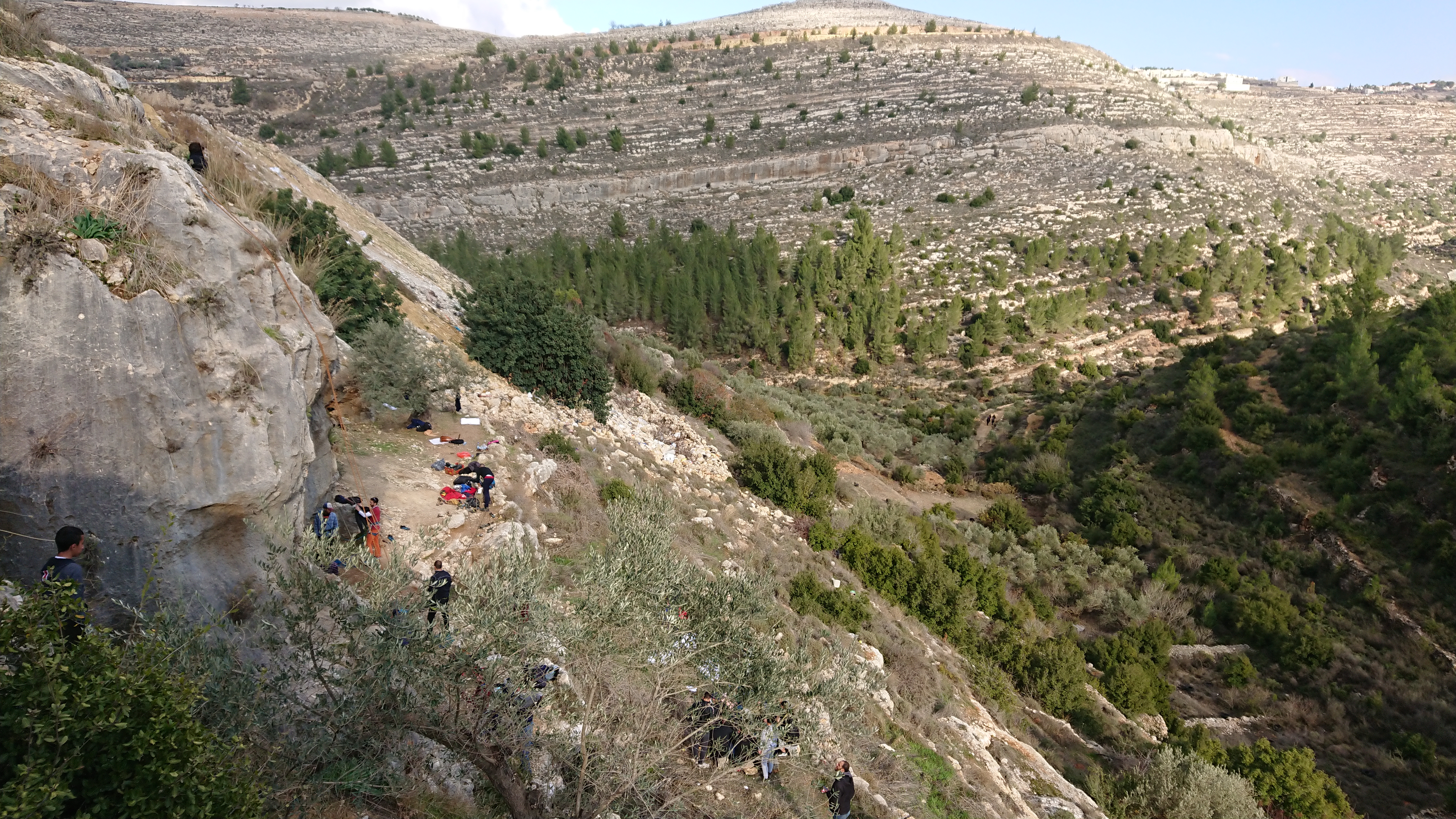 Climbing free in Battir